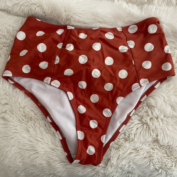 Xhilaration polka dot high waist bikini bottom. Size medium. - Picture 2 of 4